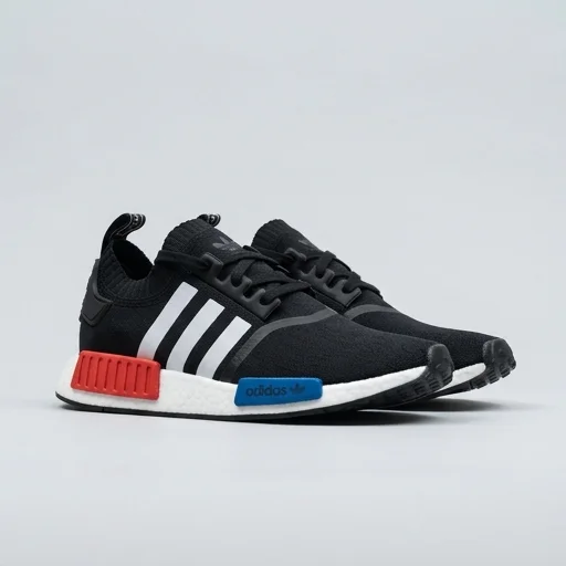 Adidas NMD R1 view 2